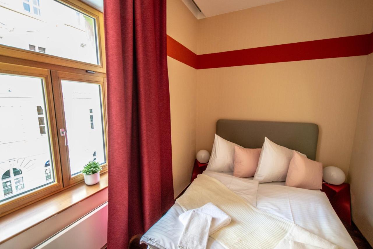 Apartment Wooden Design 2bdr Near Eden Garden Prague